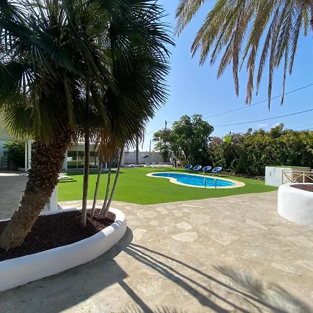 Sunset Villa *